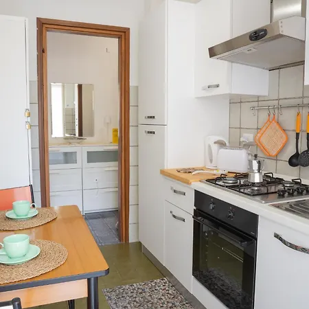 Casaviva - Cozy Bilo With Parking In Apartman Rapallo