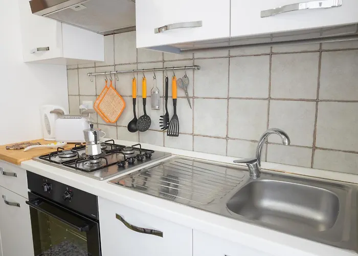 Casaviva - Cozy Bilo With Parking In Rapallo